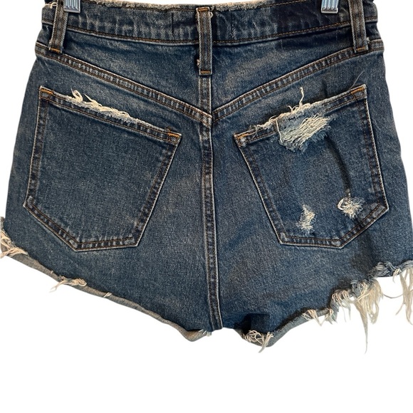 Abercrombie & Fitch Size 4 Curve Love High Rise Mom Shorts Button Front Raw Hem - Picture 2 of 6